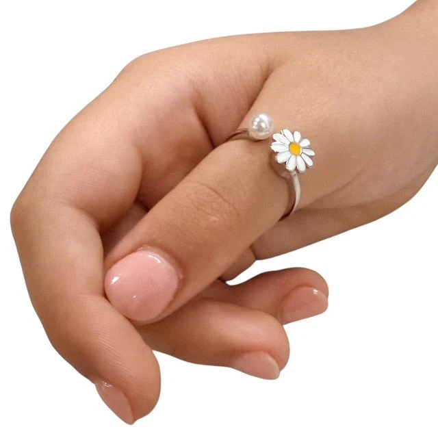 Daisy Fidget Ring - Image 8