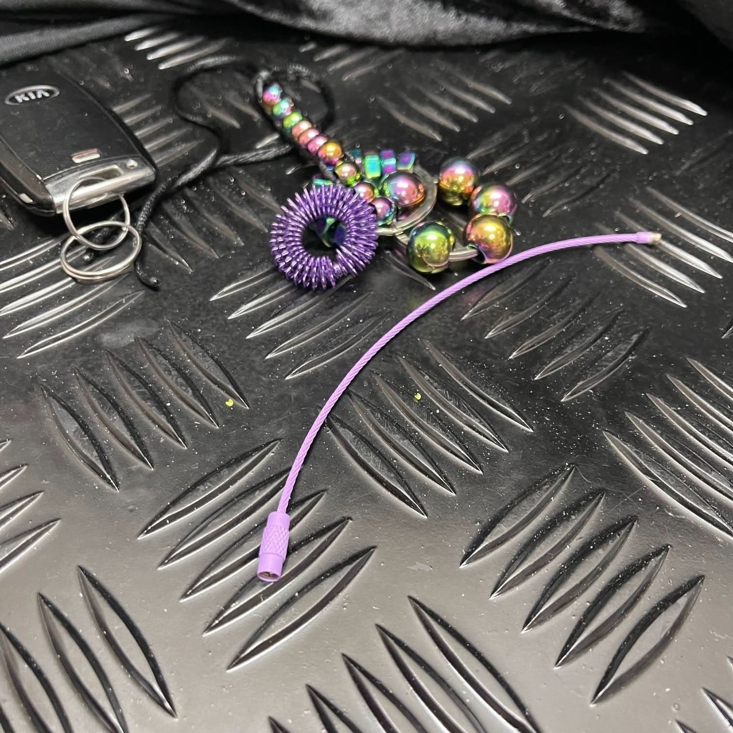Fidget Loops by Kaiko - set of 5 detachable loops for storing fidgets - Image 6