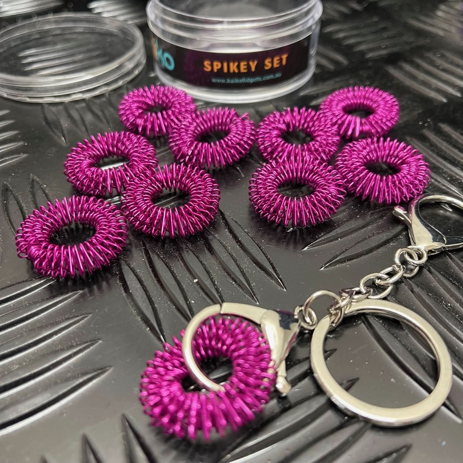 Finger Spikey Set of 10 - includes Fidget Keyring - Image 10