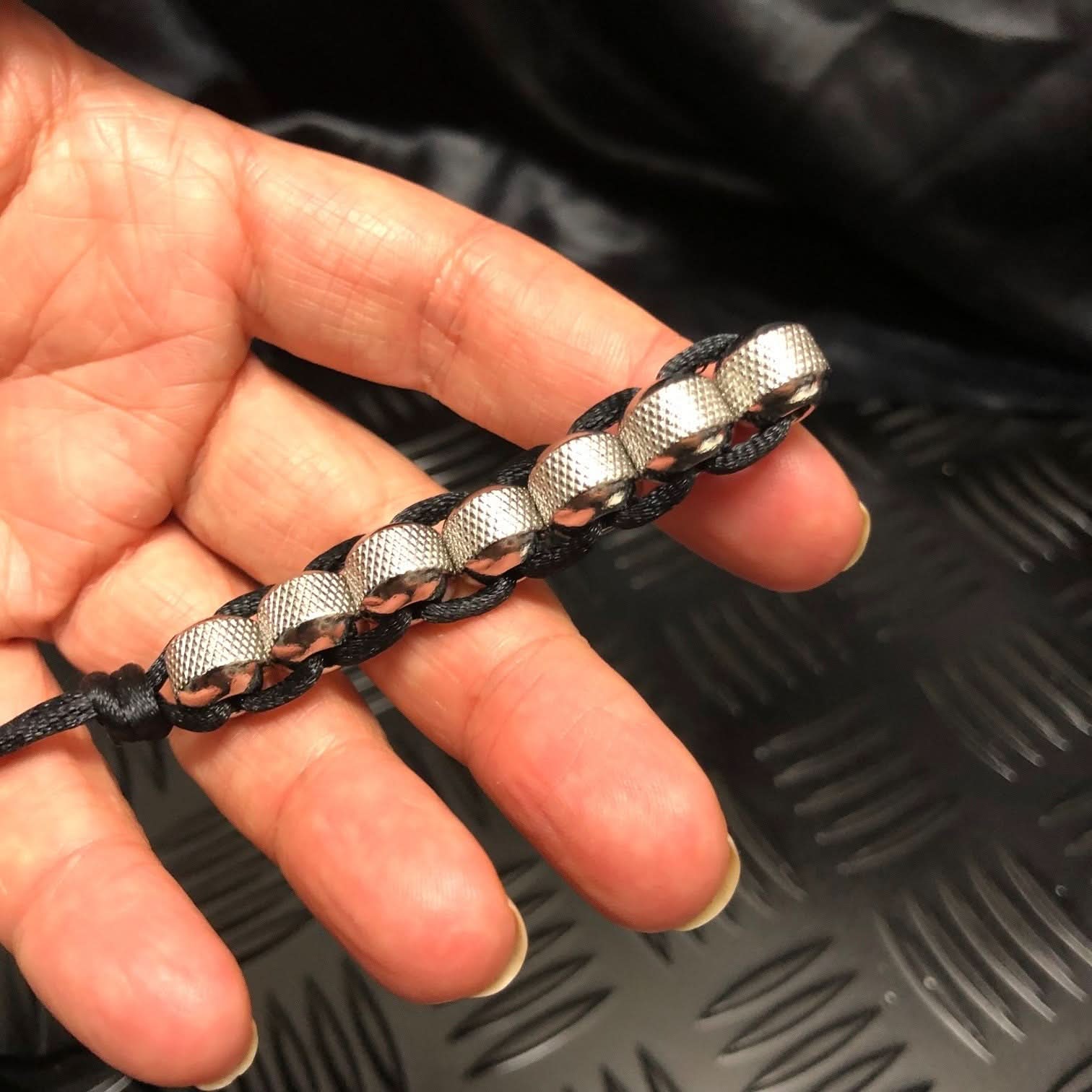 HAND CRUNCHY Caterpillar Fidget by Kaiko - Image 8
