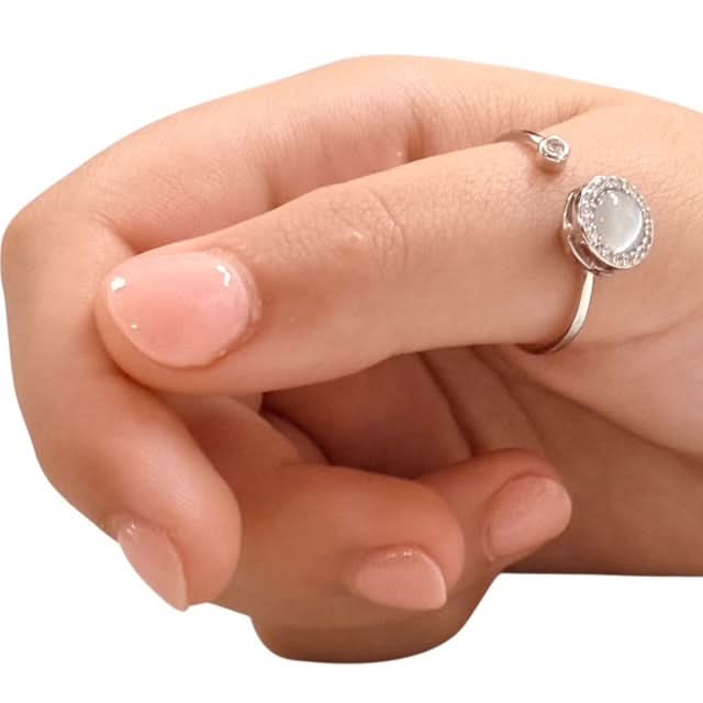 Lumi Fidget Ring - Image 2