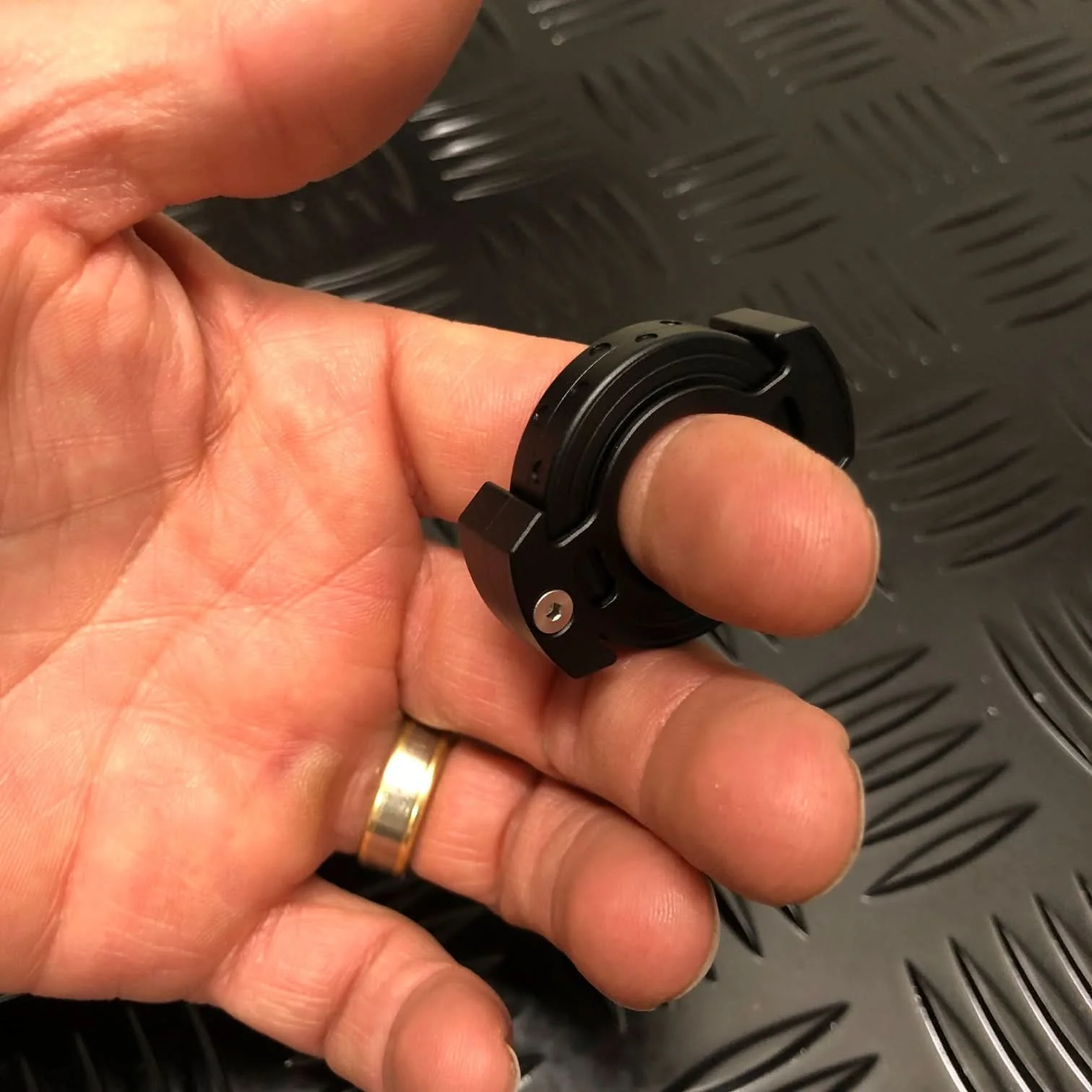 Silver Metal Spinner Ring by Kaiko - Image 3