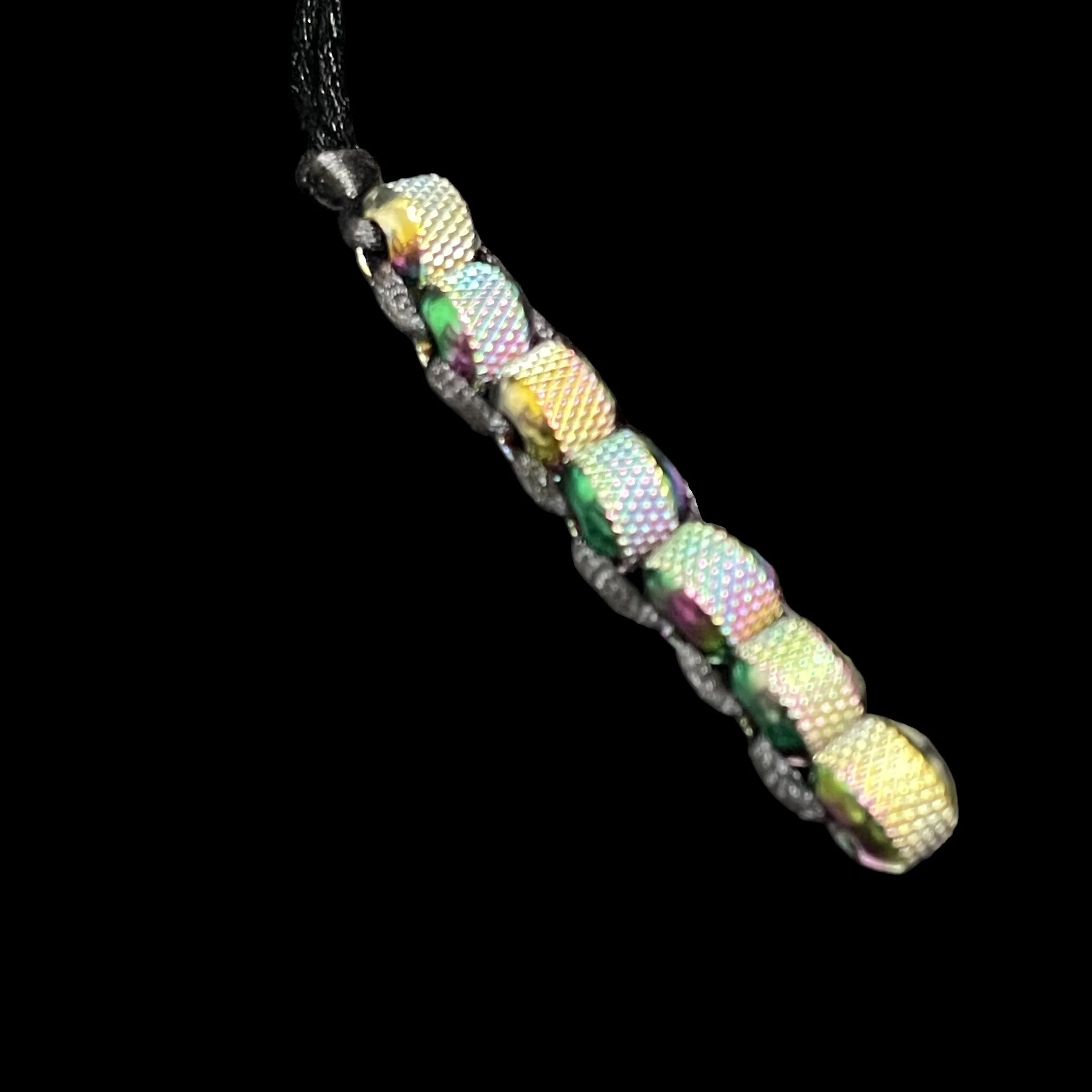 NECKLACE - CRUNCHY Caterpillar - Image 3