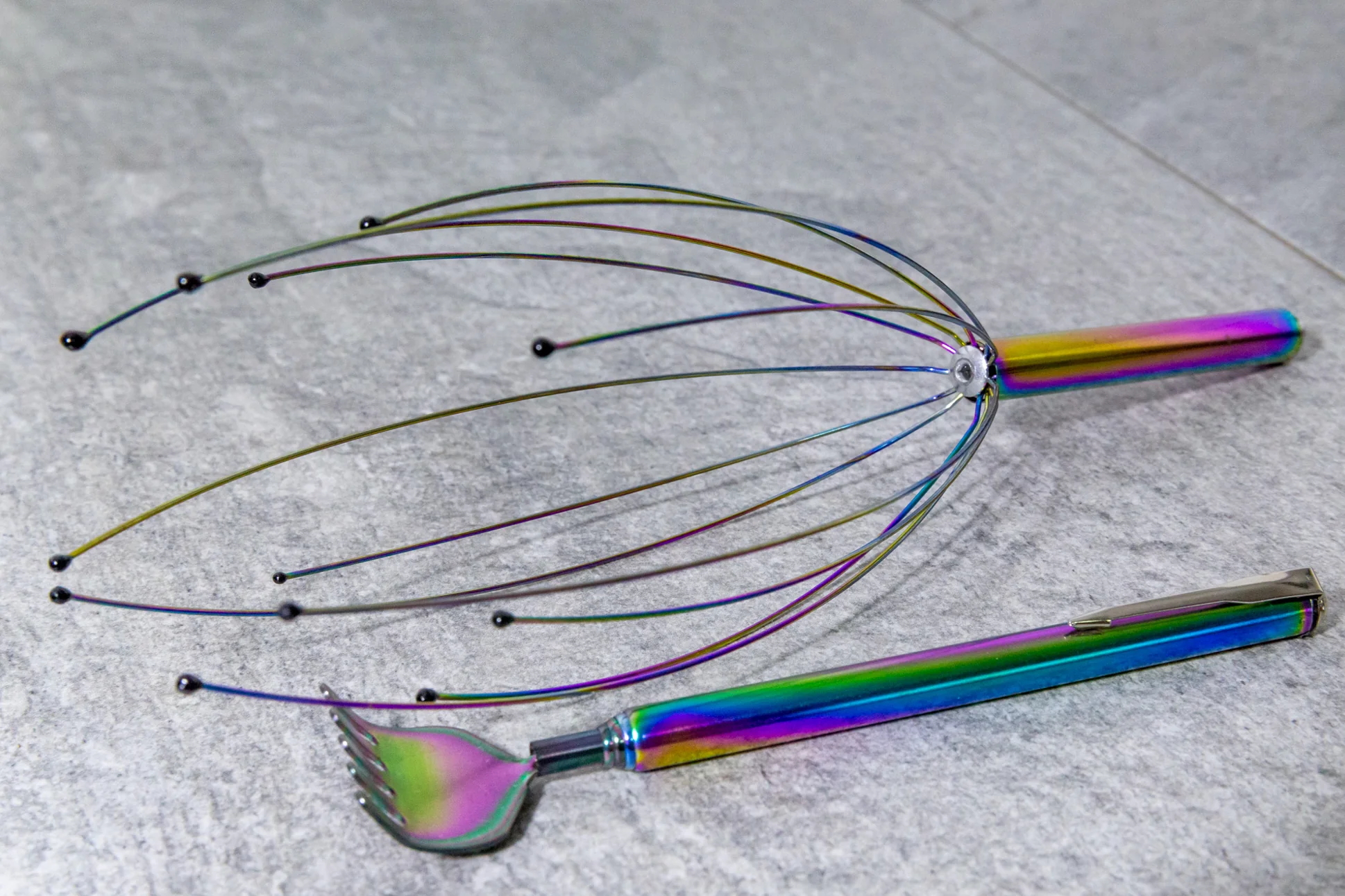 Oil Slick Head Tickler & Back Scratcher - Image 5