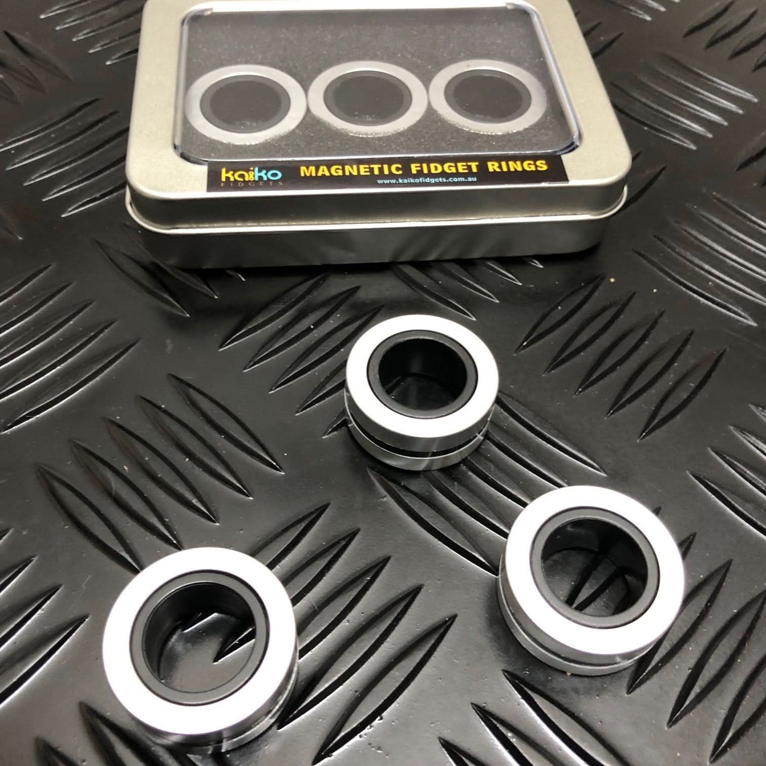 Original Magnetic Fidget Rings - Sliver Colour Plastic - Image 17