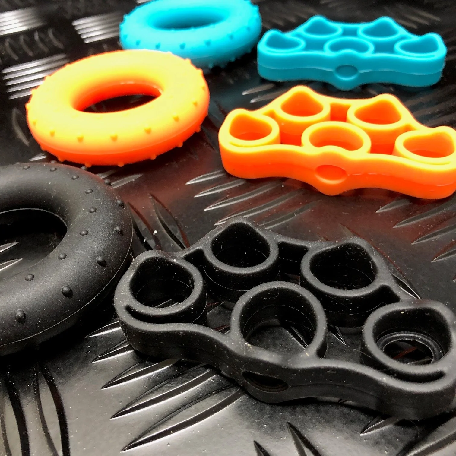 Stretch Bands & Stress Rings - Boxed Set of 6 - Image 5