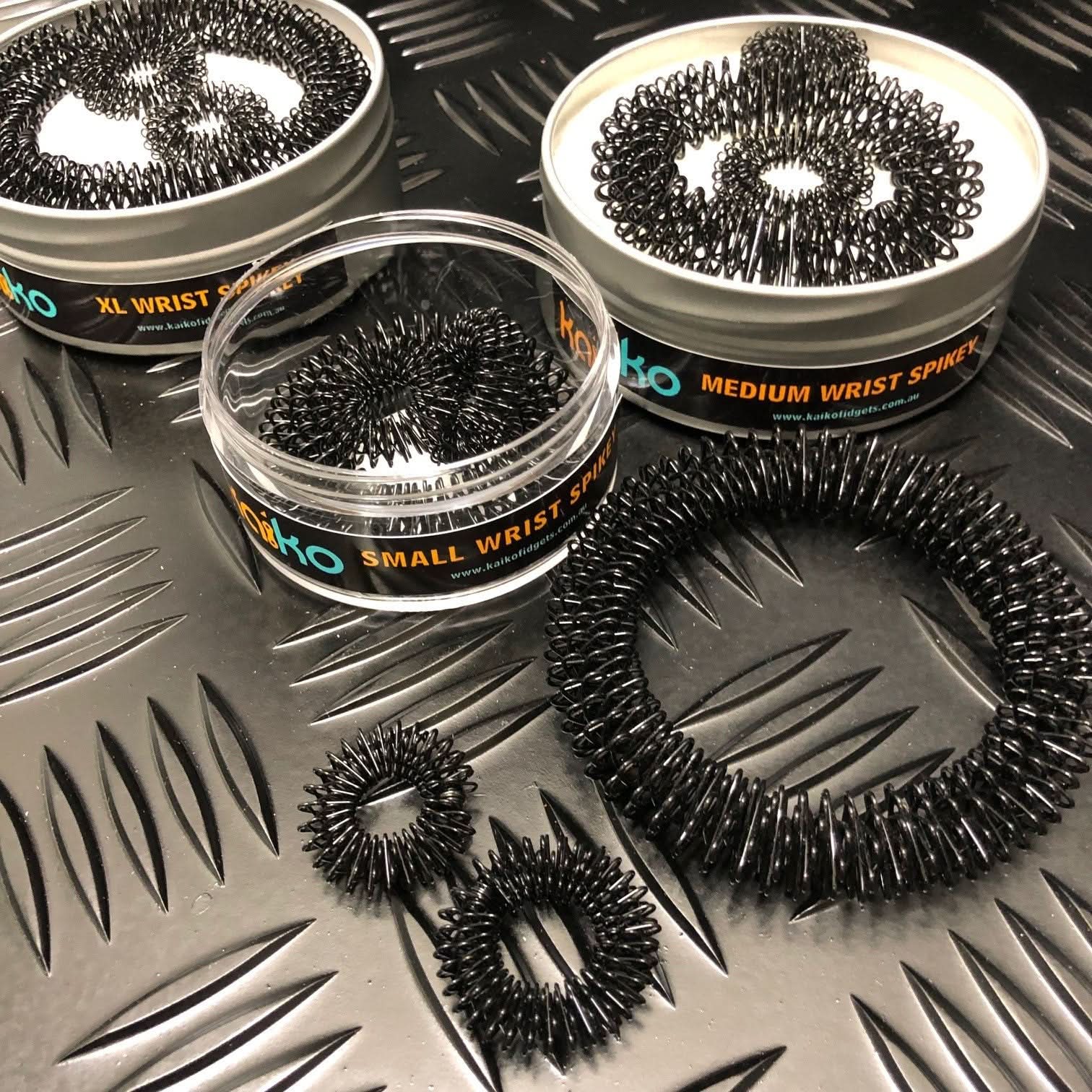 Wrist & Finger Spikey SET - BLACK - Image 12