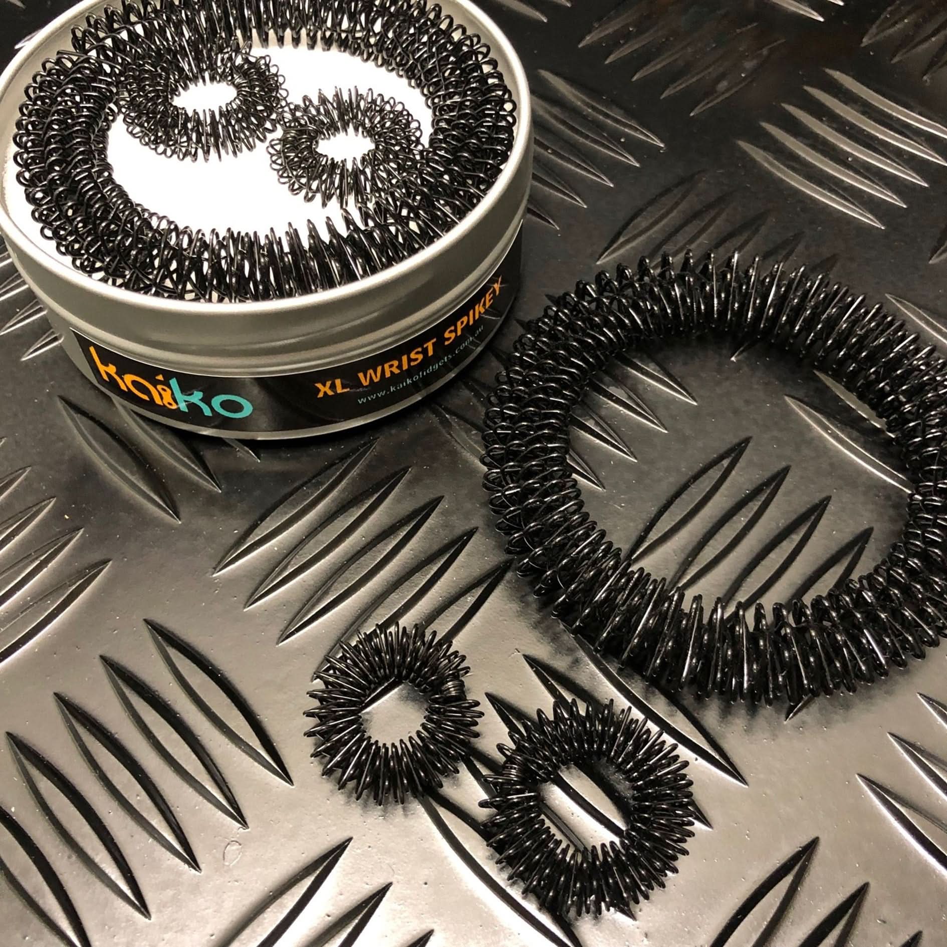 Wrist & Finger Spikey SET - BLACK - Image 6